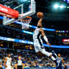 NBA篮球比赛球员扣篮精彩瞬间